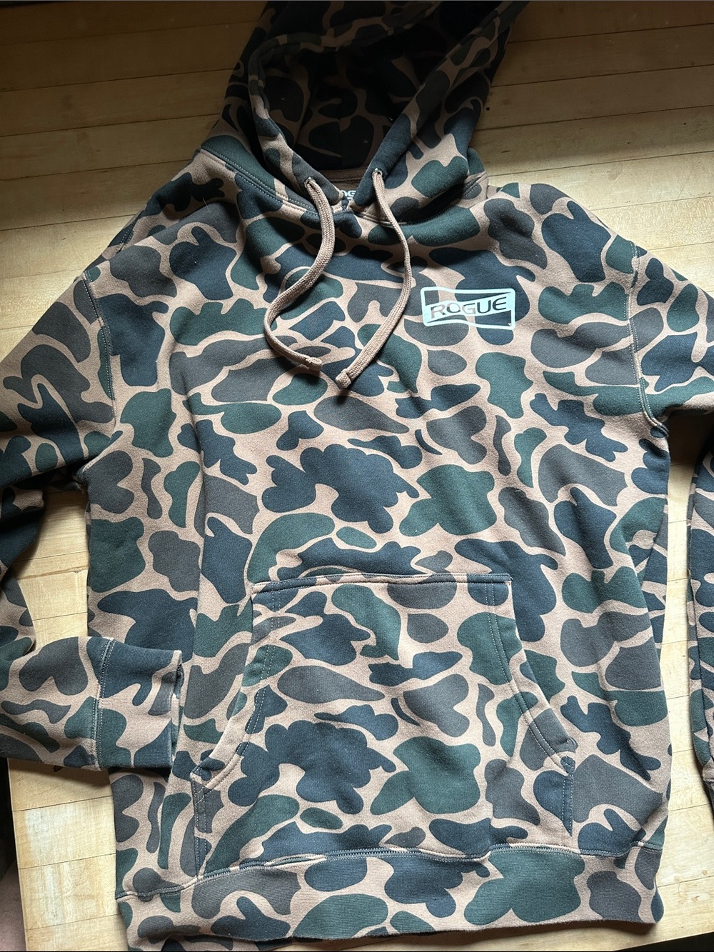 Rogue Men’s Crewneck Camo Hoodie - Green/Tan/Black